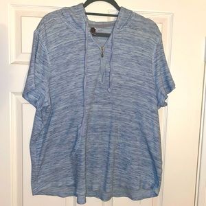 Avenue active 22/24 hoodie shirt
